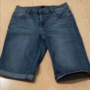 1822 Jean Shorts